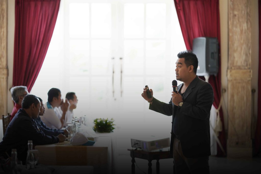 Pelatihan Leadership di Manado